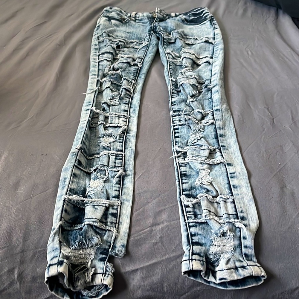 Encore Ripped Jeans SIZE 5/Small
